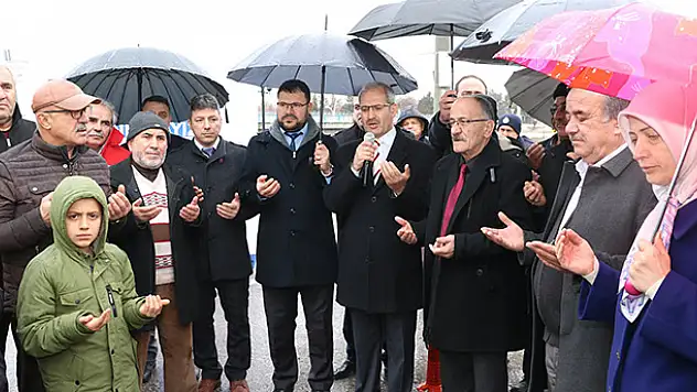 Beyşehir'den depremzedelere gönderilen yardım tırları yola çıktı