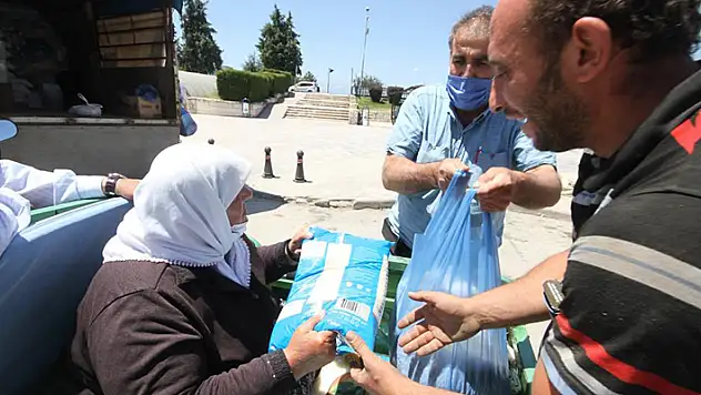 Beyşehir'den orman yangınından etkilenen Manavgat'a yardım eli
