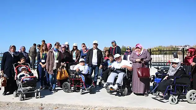 Beyşehir, engelli öğrencileri misafir etti