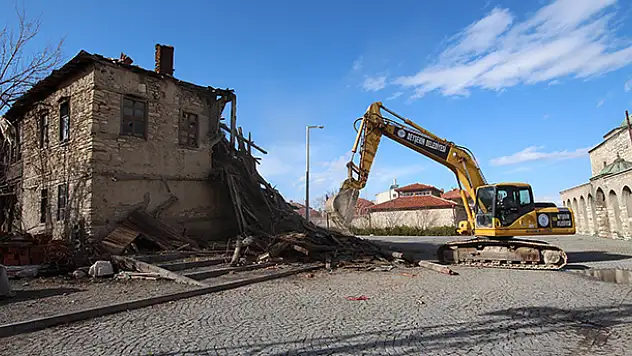Beyşehir Eşrefoğlu Camisi aslına dönecek