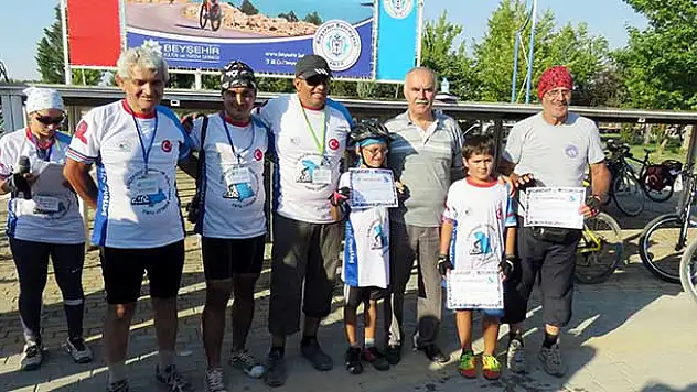 Beyşehir Gölü Etrafı Bisiklet Turu Tamamlandı