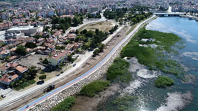 Beyşehir Gölü kıyı şeridinde düzenleme çalışmaları