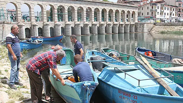 Beyşehir Gölü'nde av sezonu dualarla açıldı