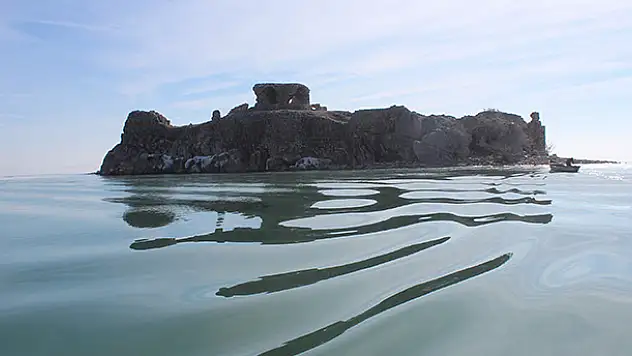 Beyşehir Gölü'nde  av yasağı başladı