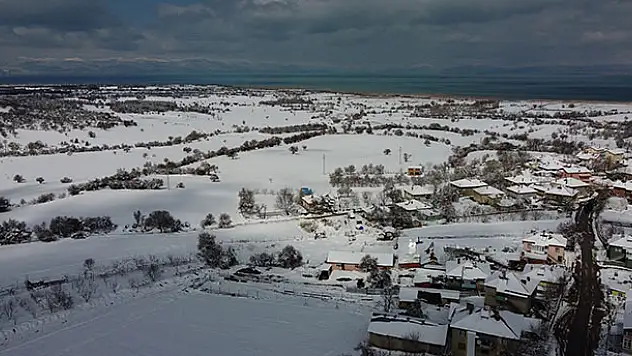 Beyşehir Gölü'nde Mart bereketi