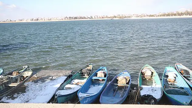 Beyşehir Gölü'nde avlanma yasağı başladı
