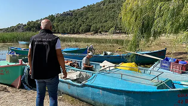 Beyşehir Gölü'nde balık boy yasağı denetimleri sürüyor
