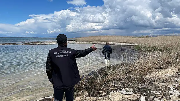 Beyşehir Gölü'nde denetimler sürüyor
