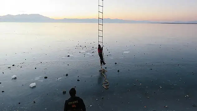 Beyşehir Gölünde Martı Kurtarma Operasyonu