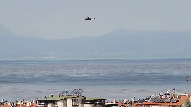 Beyşehir Gölü'nde nefes kesen güç birliği tatbikatı