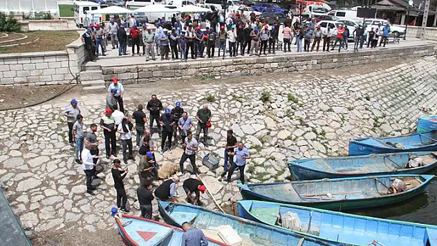 Beyşehir Gölü'nde yeni balık av sezonu dualarla açıldı
