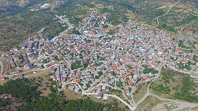 Beyşehir'in Üzümlü Mahallesi, Konya'da nüfus itibariyle 4 ilçeden daha kalabalık