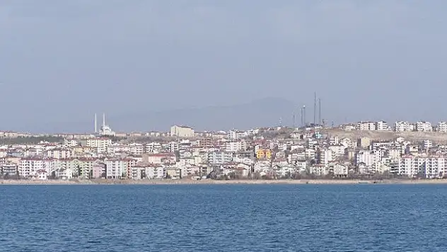 Beyşehir merkeze ve iki mahalleye konut müjdesi