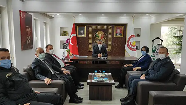 Beyşehir protokolü, Seydişehir Belediye Başkanı Tutal'ı ziyaret etti