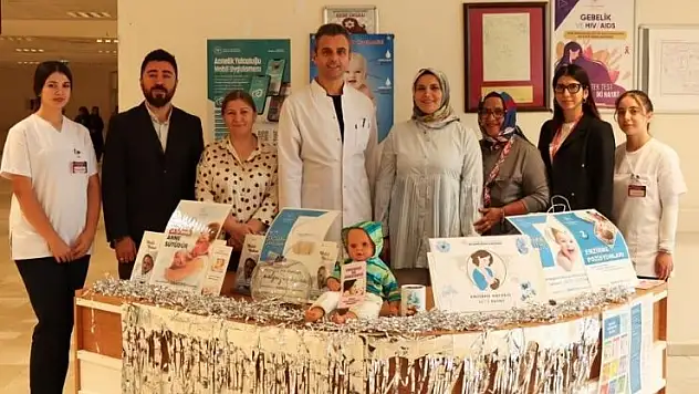 Beyşehir'de bebek dostu hastanede anne sütünün önemi anlatıldı