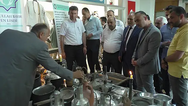 Beyşehir'de bilim fuarında projeler sergilendi

