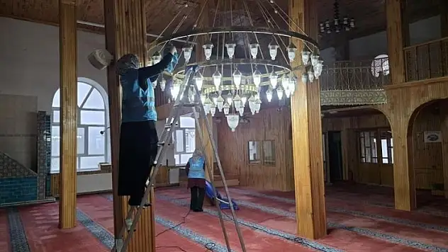 Beyşehir'de camiler Ramazan'a hazır