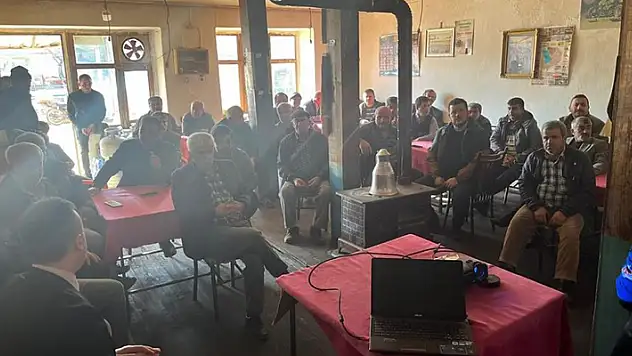 Beyşehir'de çiftçi eğitim toplantıları sürüyor

