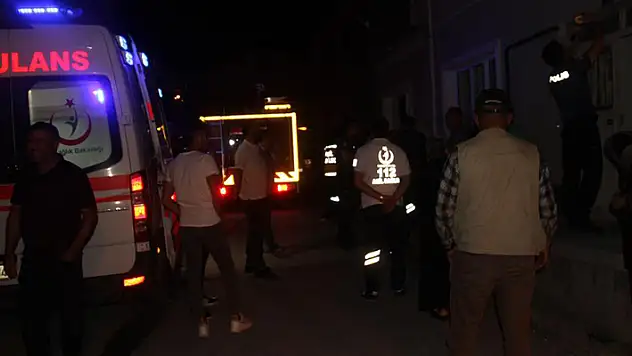 Beyşehir'de evde çıkan yangın korkuttu
