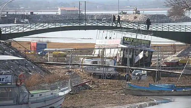 Beyşehir'de kuraklığın ardından yatlar sulara yeniden döndü