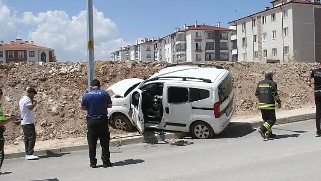 Beyşehir'de trafik kazası: 2 kişi yaralandı