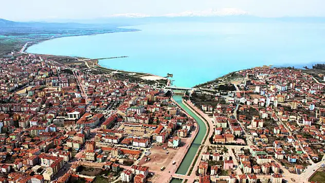 Beyşehir'in bazı mahalleleri doğal gaza kavuştu