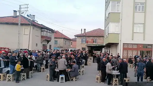 Beyşehirli çiftçiler yağmur duasında
