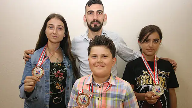 Beyşehirli iki sporcu Türkiye şampiyonu oldu