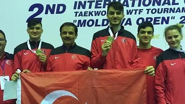 Beyşehirli kardeş milli tekvandocular Türkiye'ye altın madalya kazandırdı