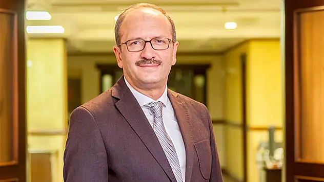 Bezirci: 'Koronavirüsün aşısı yüksek farkındalık ve tedbirlere tam uyumdur'