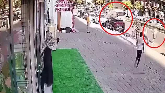 Bıçaklı kavgadan kaçarken minibüsün altında kalıp öldü