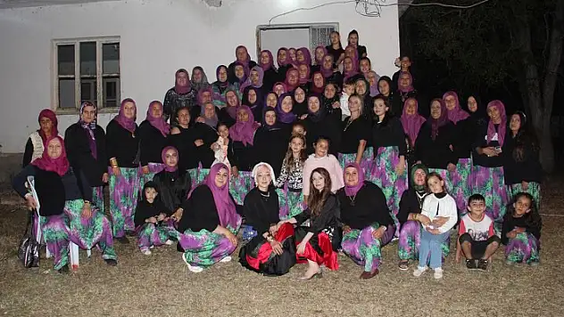 Bilecik'te köylü kadınlar şalvar gecesi düzenledi