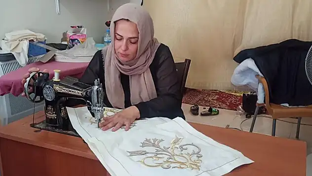 Bileziğini satıp iş kuran 3 çocuk annesi, 15 kişiye istihdam sağladı
