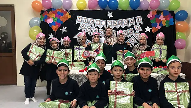 Bilgehanelerde öğrencilerin Kur'an okumaya başlaması Bed-i Besmele töreniyle kutlandı
