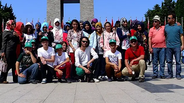 Bilgi Merkezi Öğrencileri Çanakkale'de