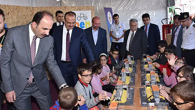 Bilim Festivali 100 binden fazla bilim meraklısını ağırladı