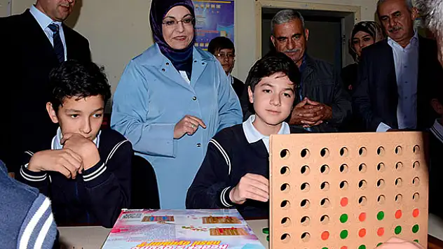 Bilim Kurdu çocuklara ışık olacak