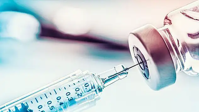 Bilim Kurulu toplantısı sonrası dikkat çeken aşı açıklaması: Üretim aşamasına geçildi