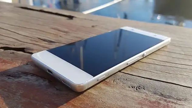 BİM'den sonra A101'de uygun fiyata telefon satacak