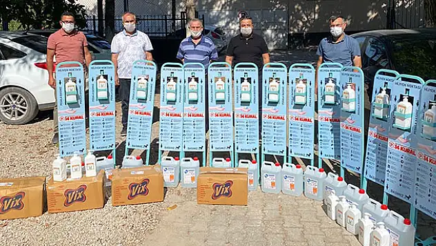 Bimder'den Bozkır'daki okullara dezenfektan desteği