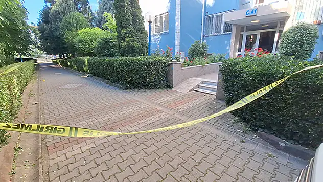Bina yöneticisi emekli başçavuş, tadilat nedeniyle tartıştığı komşusunu vurdu
