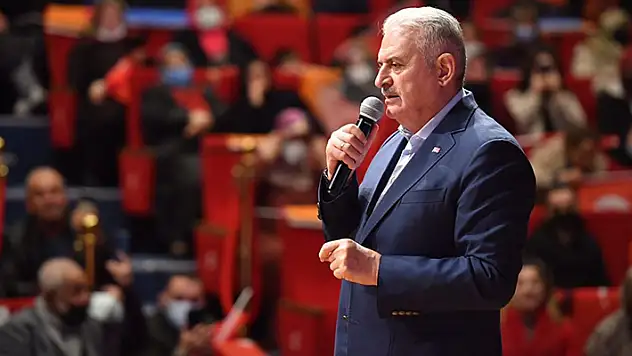 Binali Yıldırım çiftçilere seslendi: Dağı, taşı ekin
