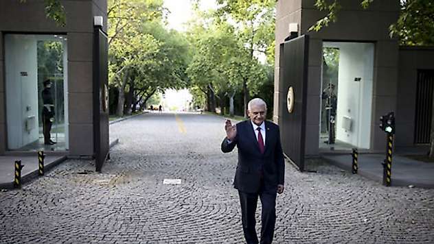 Binali Yıldırım: Hadi ikileyin!