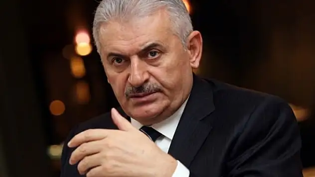 Binali Yıldırım: Kimlik bilgileri çalınmadı