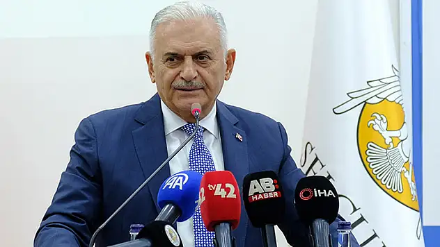 Binali Yıldırım Selçuk Üniversitesi'nde