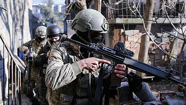 Bingöl'de 3 terörist ölü ele geçirildi