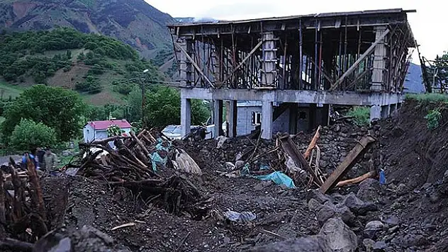 Bingöl'de 5,6 şiddetinde yeni deprem