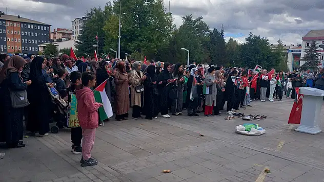 Binlerce Seydişehirli Gazze için yürüdü