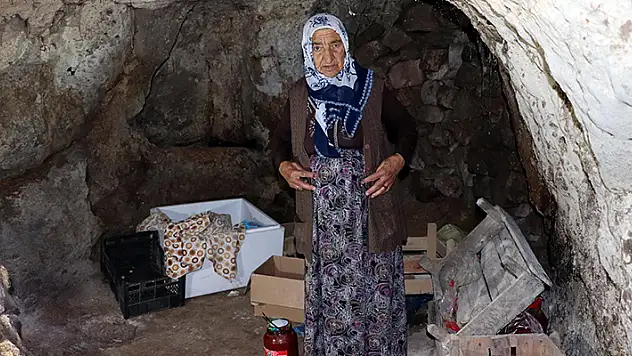 Binlerce yıllık oyma mağaralarda yiyecekler, bozulmadan muhafaza ediliyor

