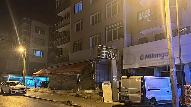 Bipolar hastası adam eşini öldürüp, intihar etti eve gelen çiftin çocuğu korkunç manzarayla karşılaştı
